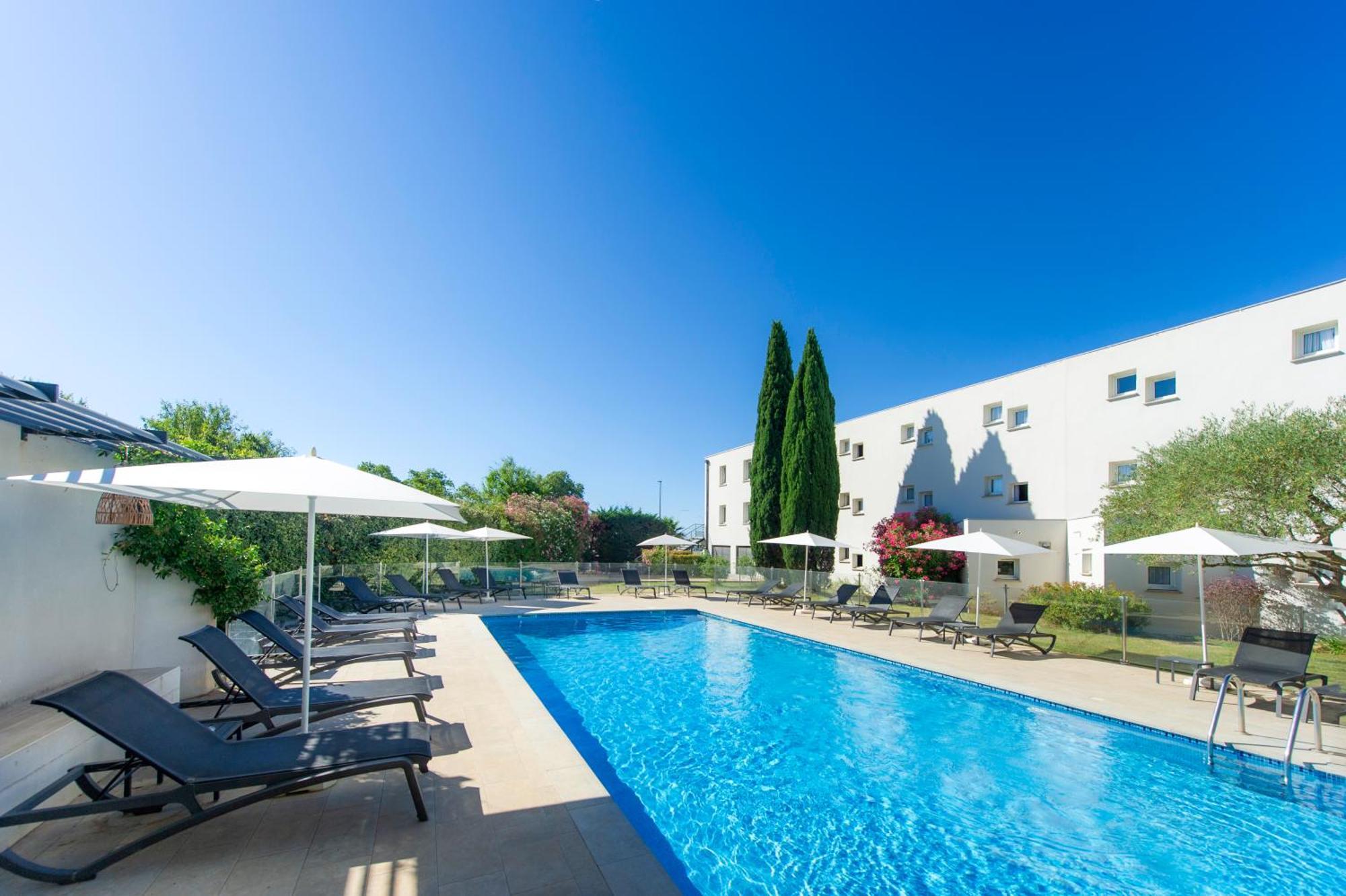Kyriad Montpellier Est - Lunel Lunel  Bagian luar foto